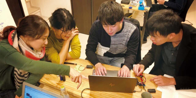 REPORTー社内ハッカソン